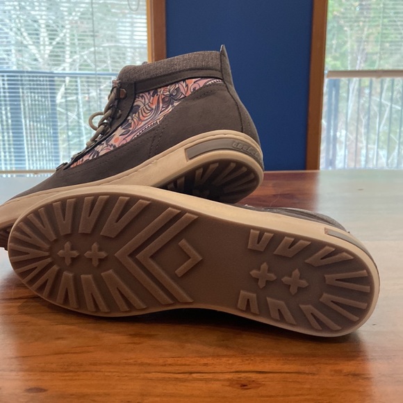 INKKAS Vegan camping boot US WOMENS Size 9/ US MENS size 7. Brand new never worn - Picture 2 of 9